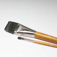 Isabey Series 6562 Isacryl Short Flat Brush